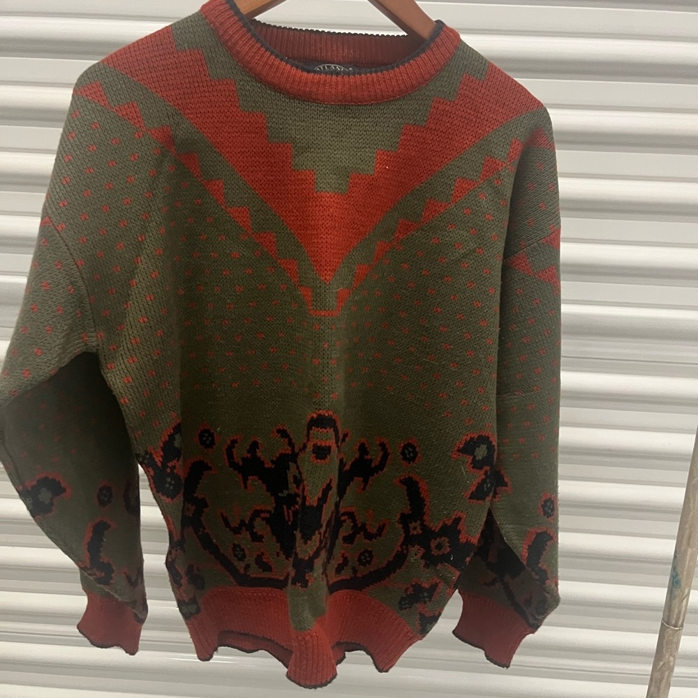 Atlantic traders Green and Red Crewneck Sweater with Chevron Pattern